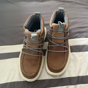 Hey dude Reyes boot water repellent worn twice